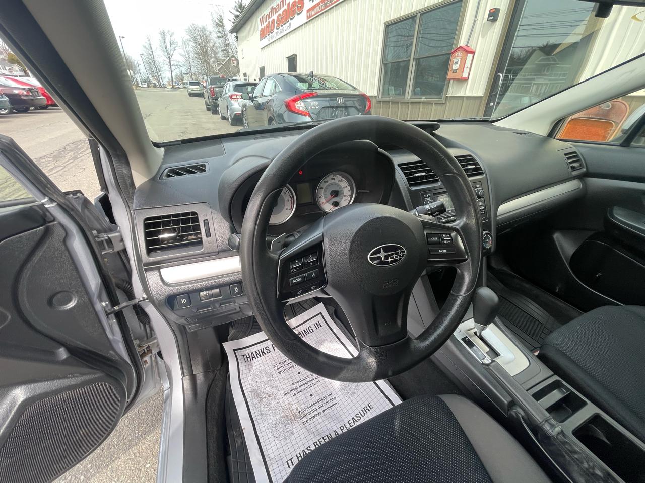 Subaru Impreza Wagon 5dr Auto 2.0i Premium 2012