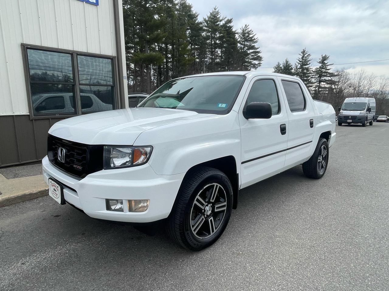 2014 Honda Ridgeline 4WD Crew Cab Sport