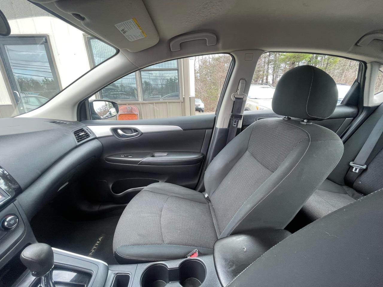 Nissan Sentra S CVT 2019