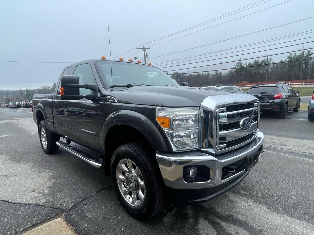 Ford Super Duty F-250 SRW Lariat 4WD Crew Cab 6.75' Box 2016