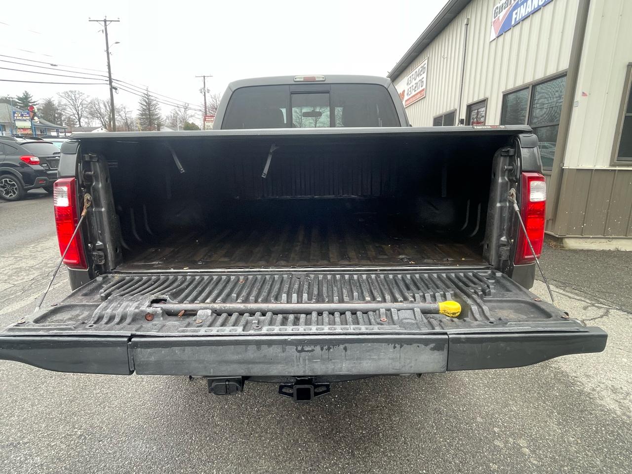 Ford Super Duty F-250 SRW Lariat 4WD Crew Cab 6.75' Box 2016