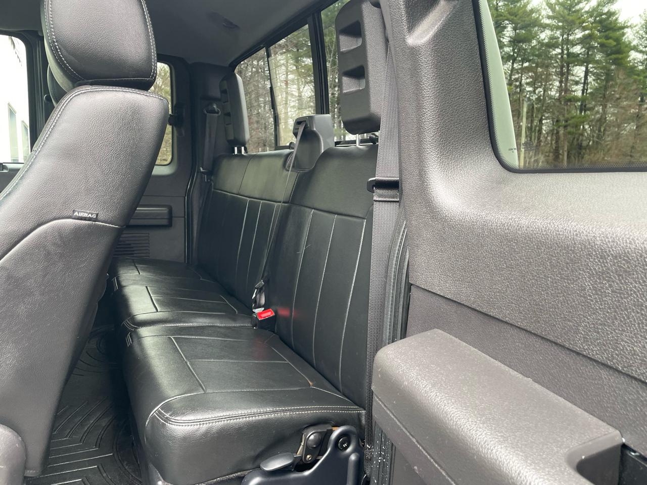 Ford Super Duty F-250 SRW Lariat 4WD Crew Cab 6.75' Box 2016