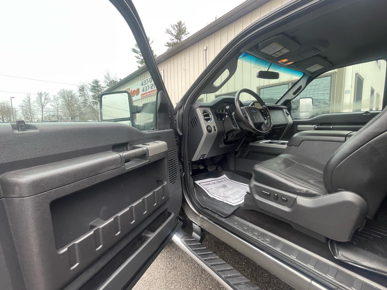 Ford Super Duty F-250 SRW Lariat 4WD Crew Cab 6.75' Box 2016