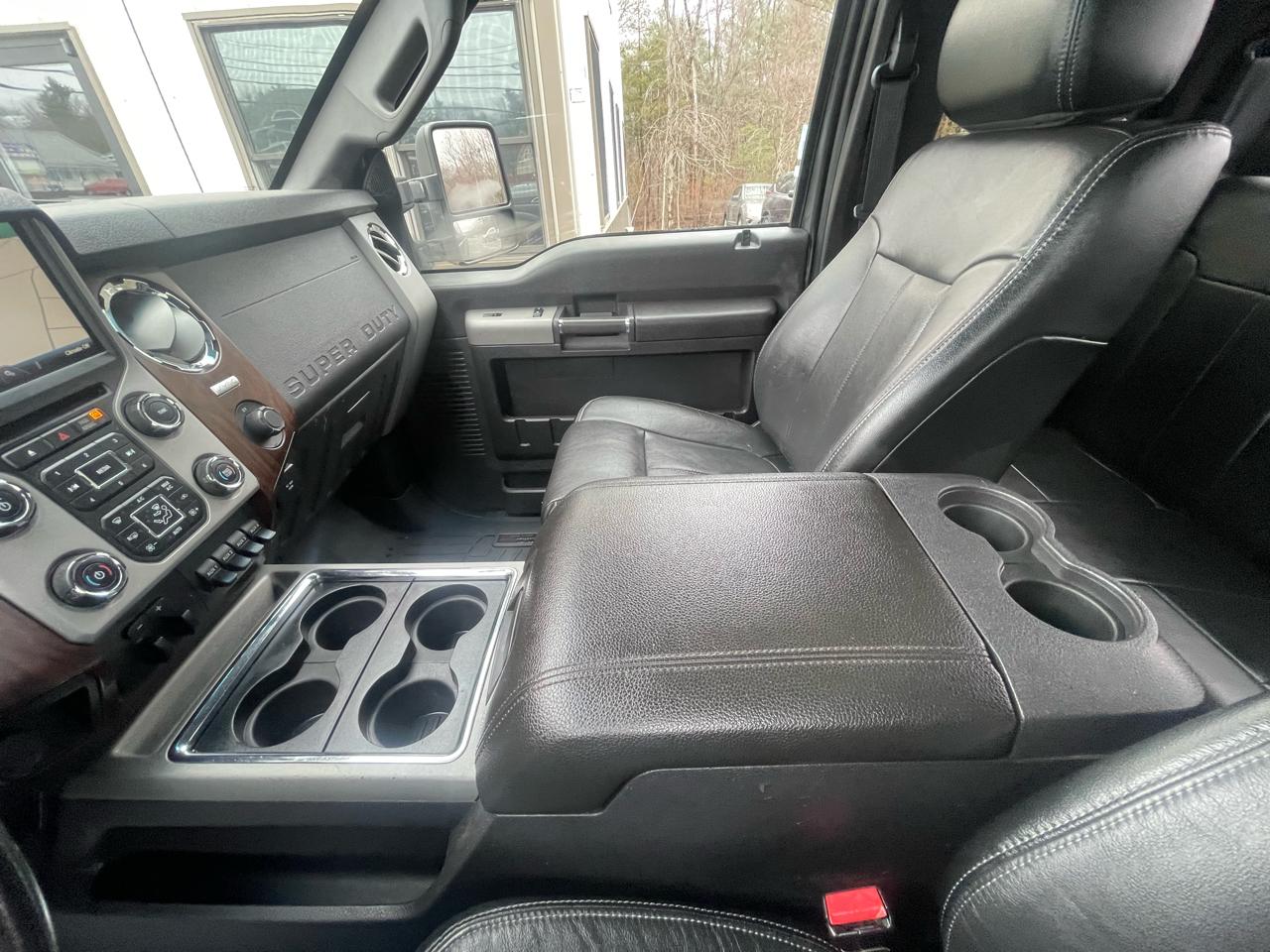 Ford Super Duty F-250 SRW Lariat 4WD Crew Cab 6.75' Box 2016