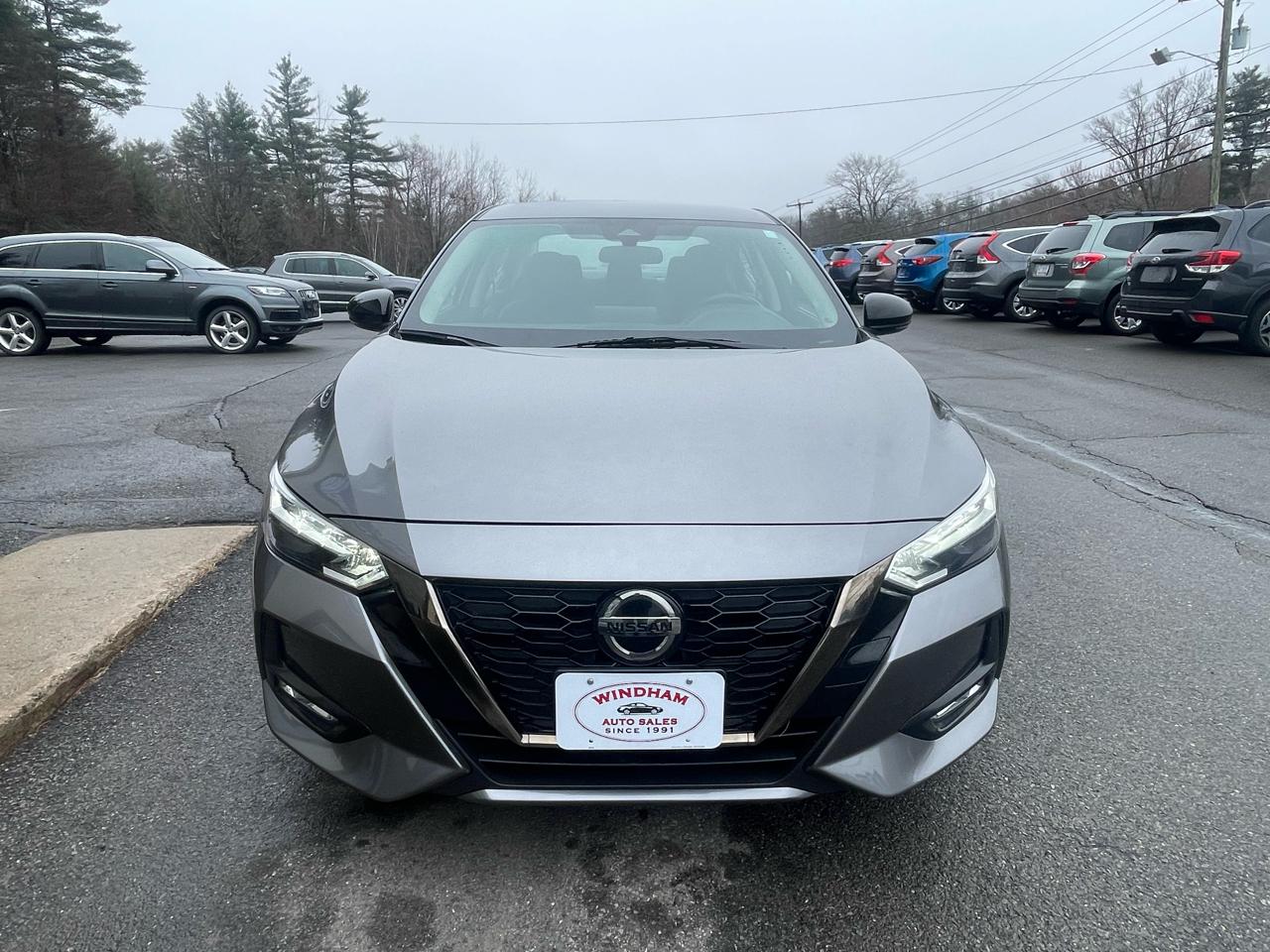 Nissan Sentra SR CVT 2020