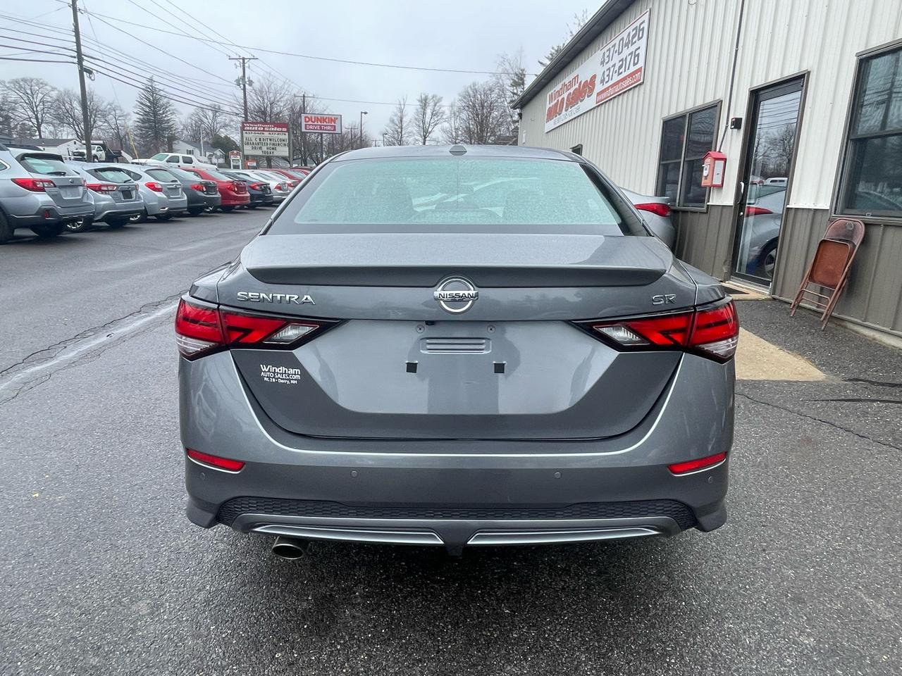 Nissan Sentra SR CVT 2020