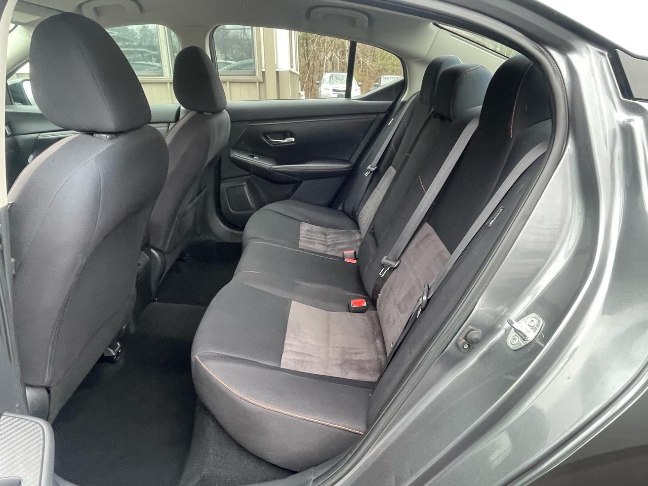 Nissan Sentra SR CVT 2020