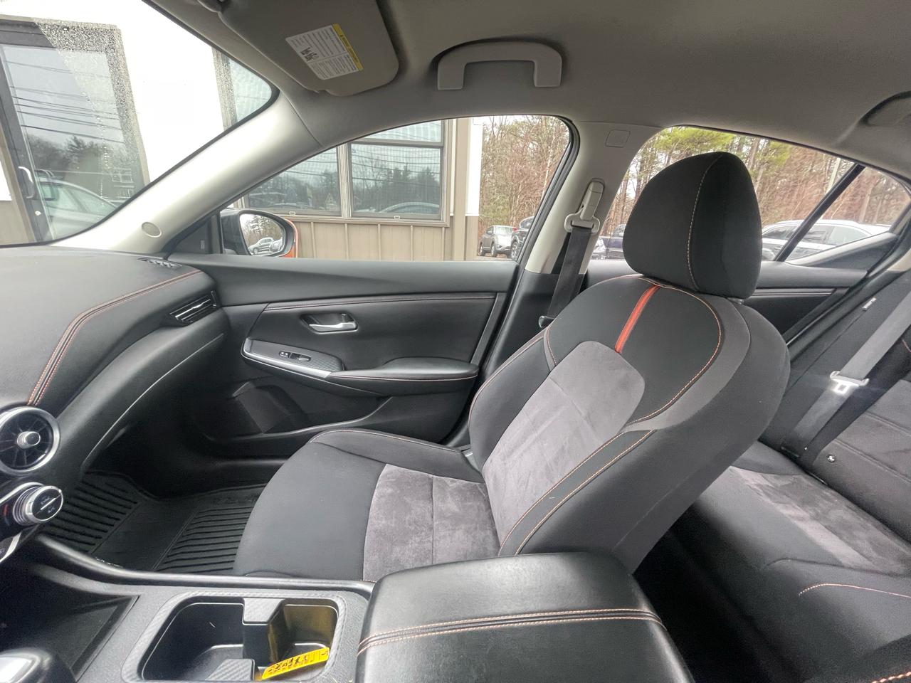 Nissan Sentra SR CVT 2020