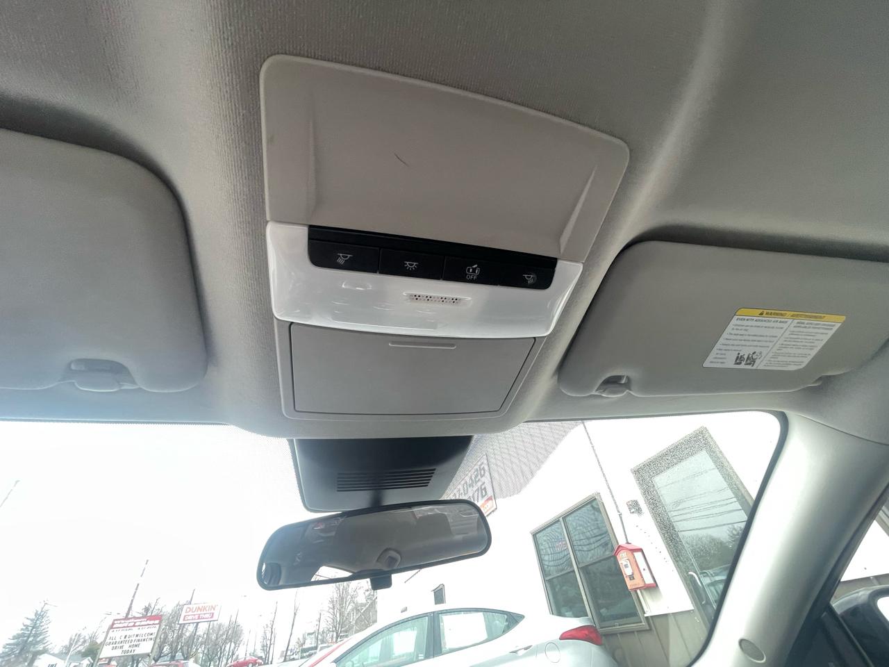 Nissan Sentra SR CVT 2020