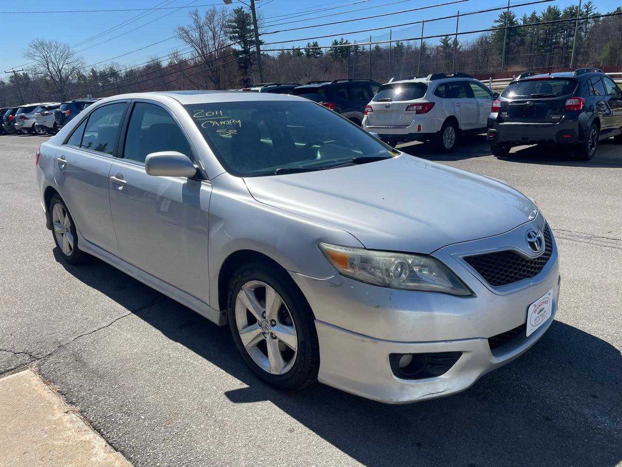 Toyota Camry 4dr Sdn I4 Man LE (Natl) 2011