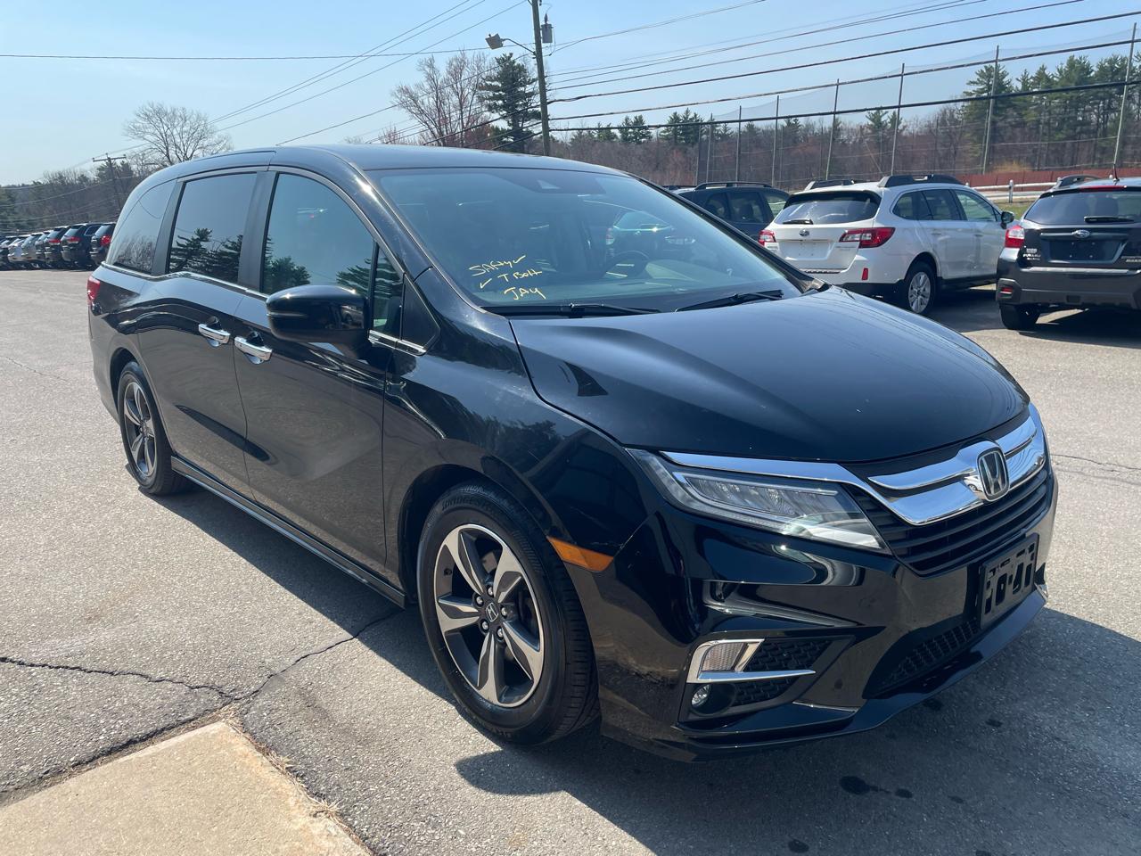 Honda Odyssey Touring  w/ DVD and Navigation 2018