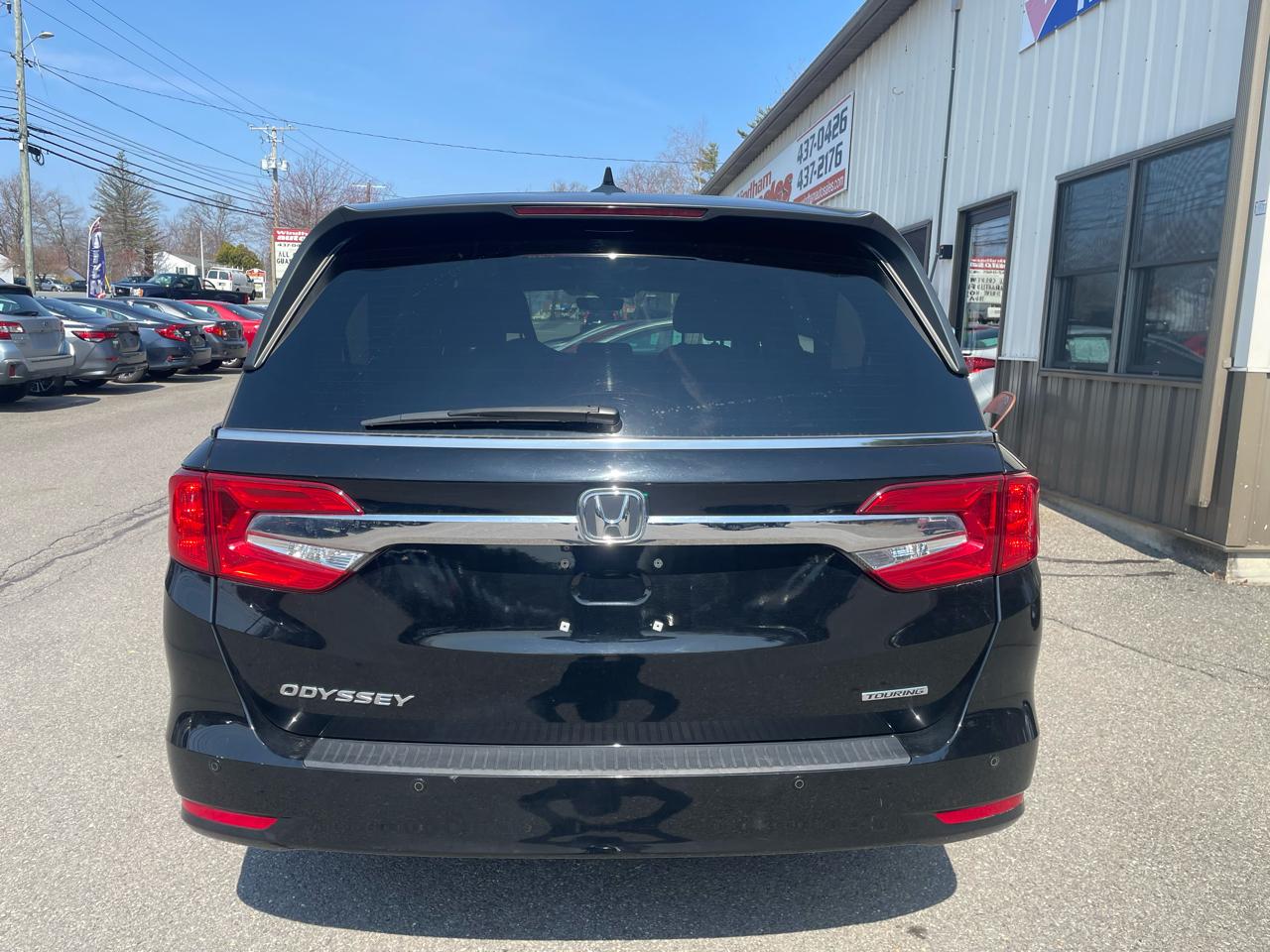 Honda Odyssey Touring  w/ DVD and Navigation 2018