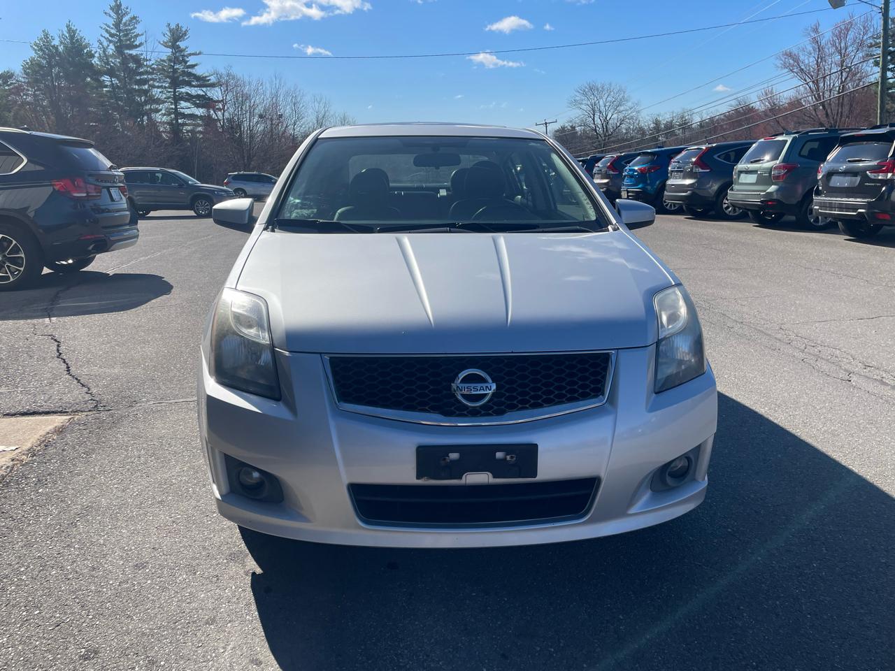 Nissan Sentra 4dr Sdn I4 CVT 2.0 SR 2012