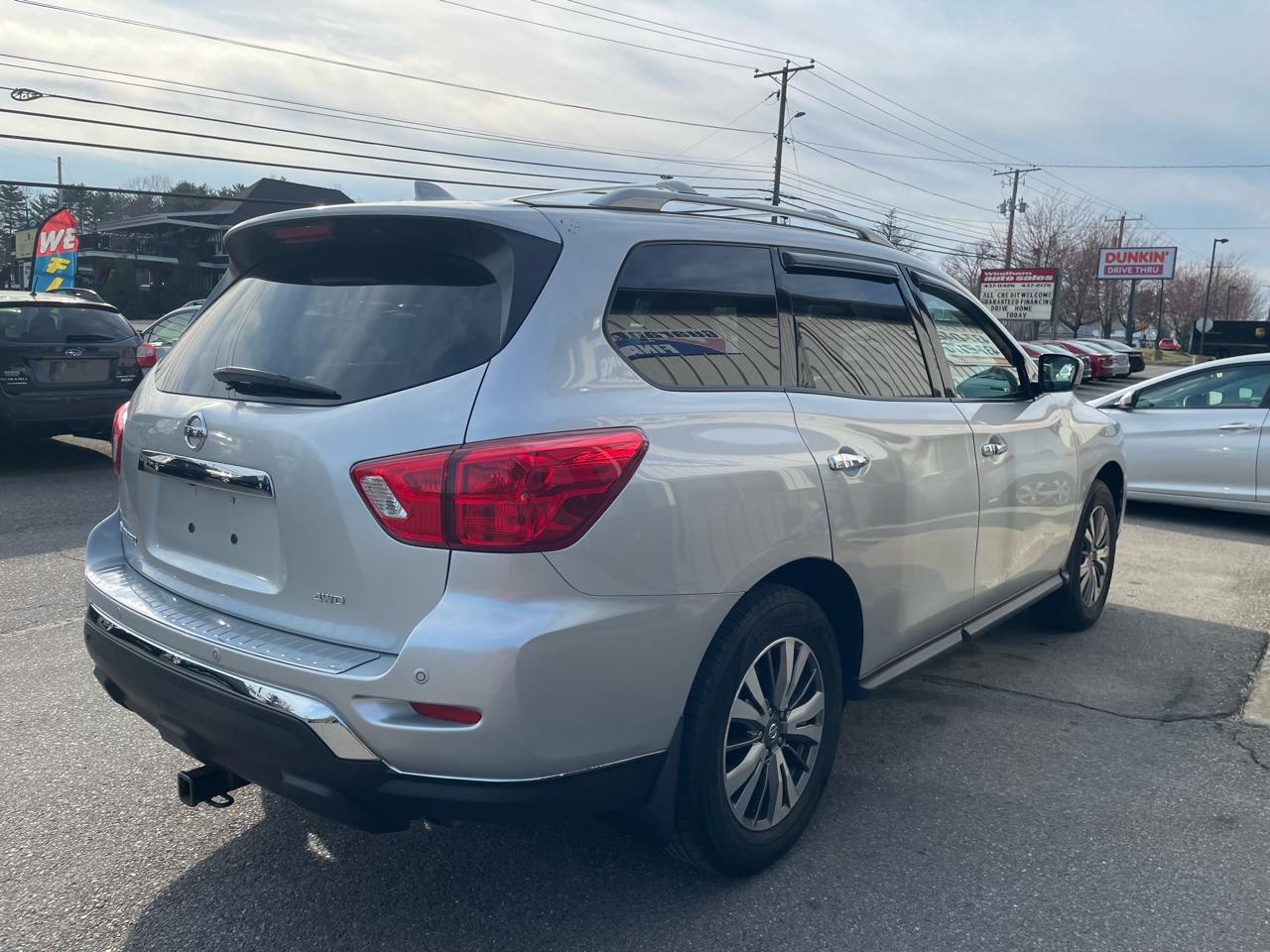 Nissan Pathfinder 4x4 S 2020