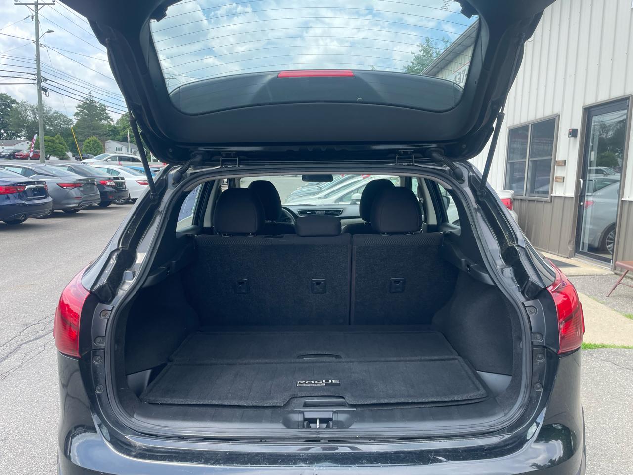 Nissan Rogue Sport AWD S 2019