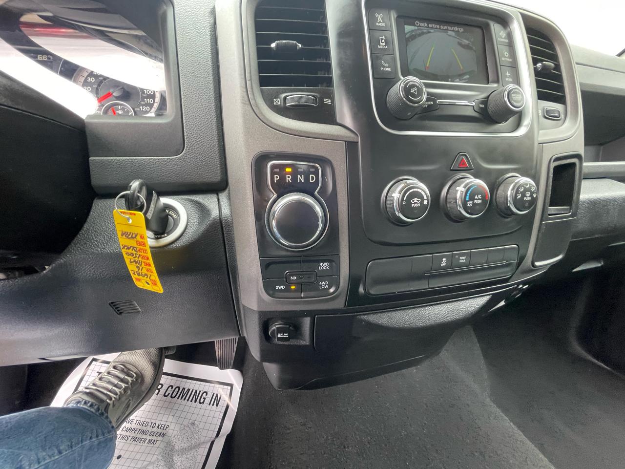 RAM 1500 4WD Quad Cab 140.5" Express 2016