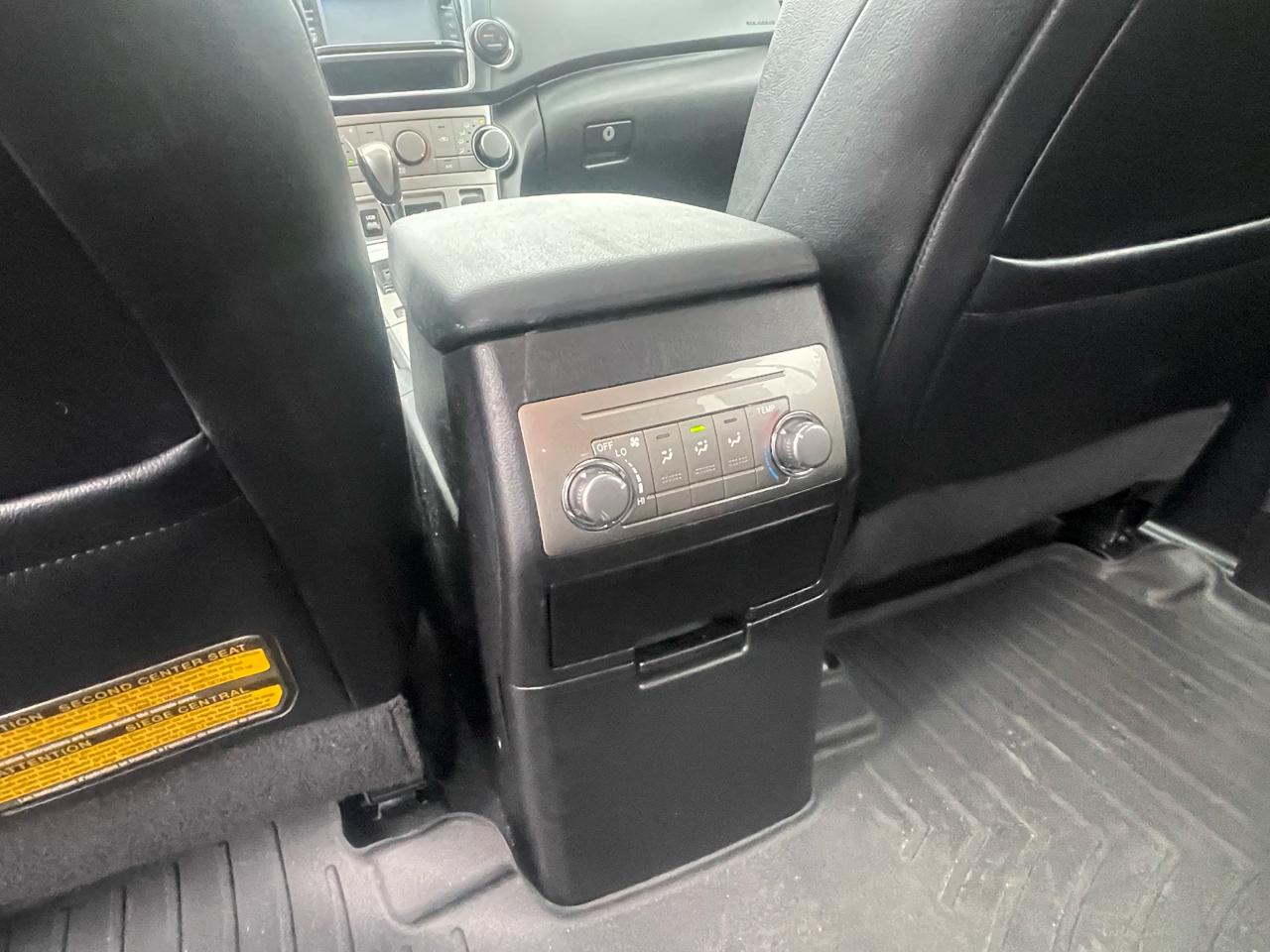 Toyota Highlander 4WD 4dr V6 Limited w/3rd Row (Natl) 2013