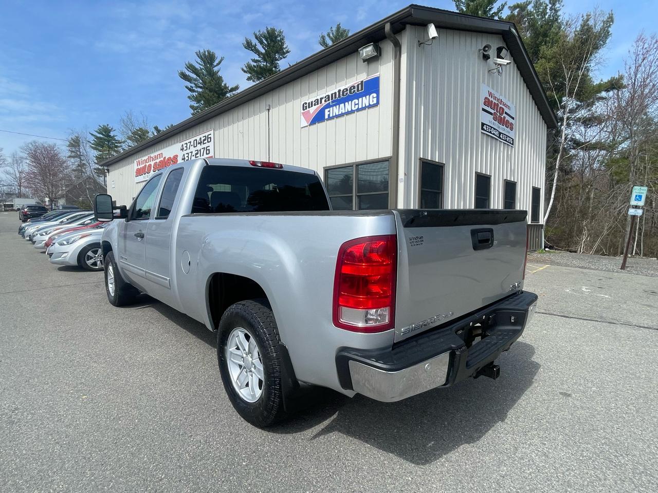 GMC Sierra 1500 4WD Ext Cab 143.5" SLE 2012