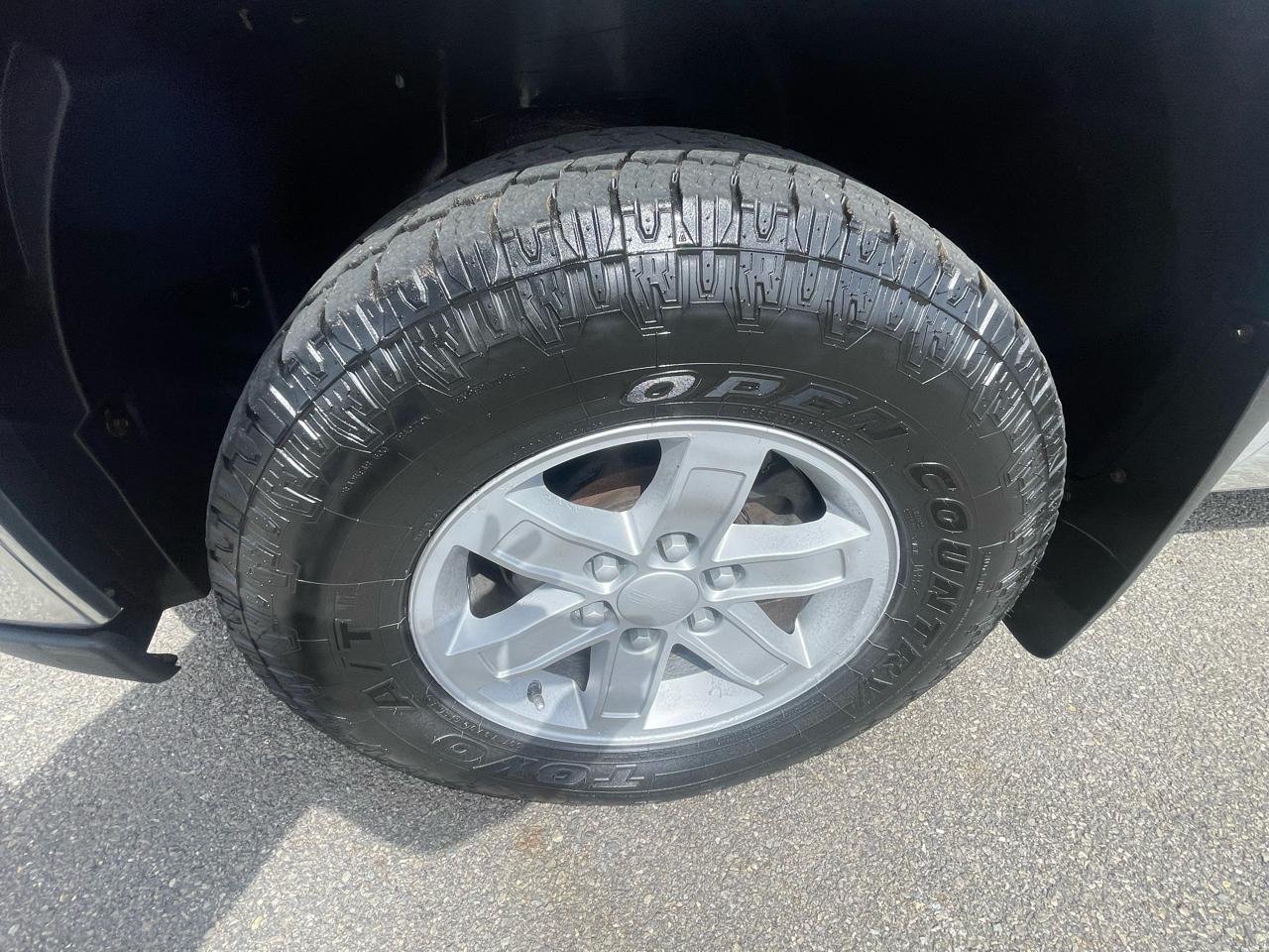 GMC Sierra 1500 4WD Ext Cab 143.5" SLE 2012