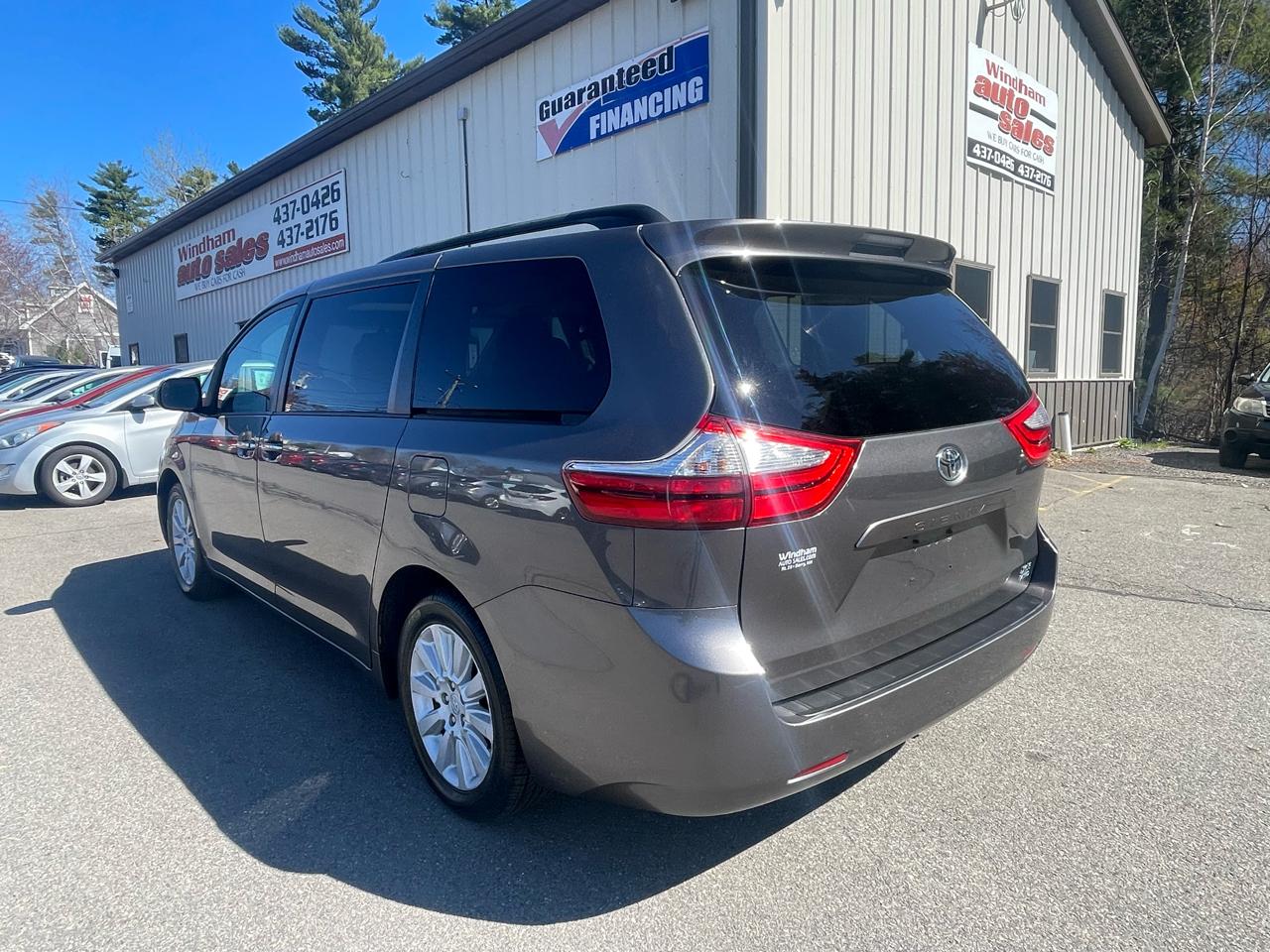 Toyota Sienna 5dr 7-Pass Van Ltd AWD (Natl) 2015