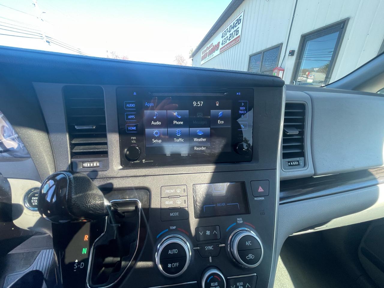 Toyota Sienna 5dr 7-Pass Van Ltd AWD (Natl) 2015