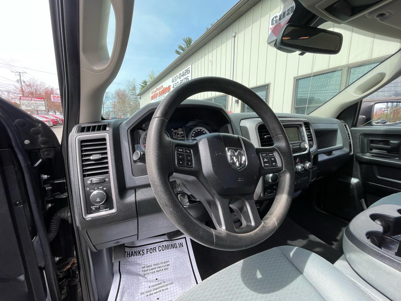 RAM 1500 4WD Quad Cab 140.5" Express 2014