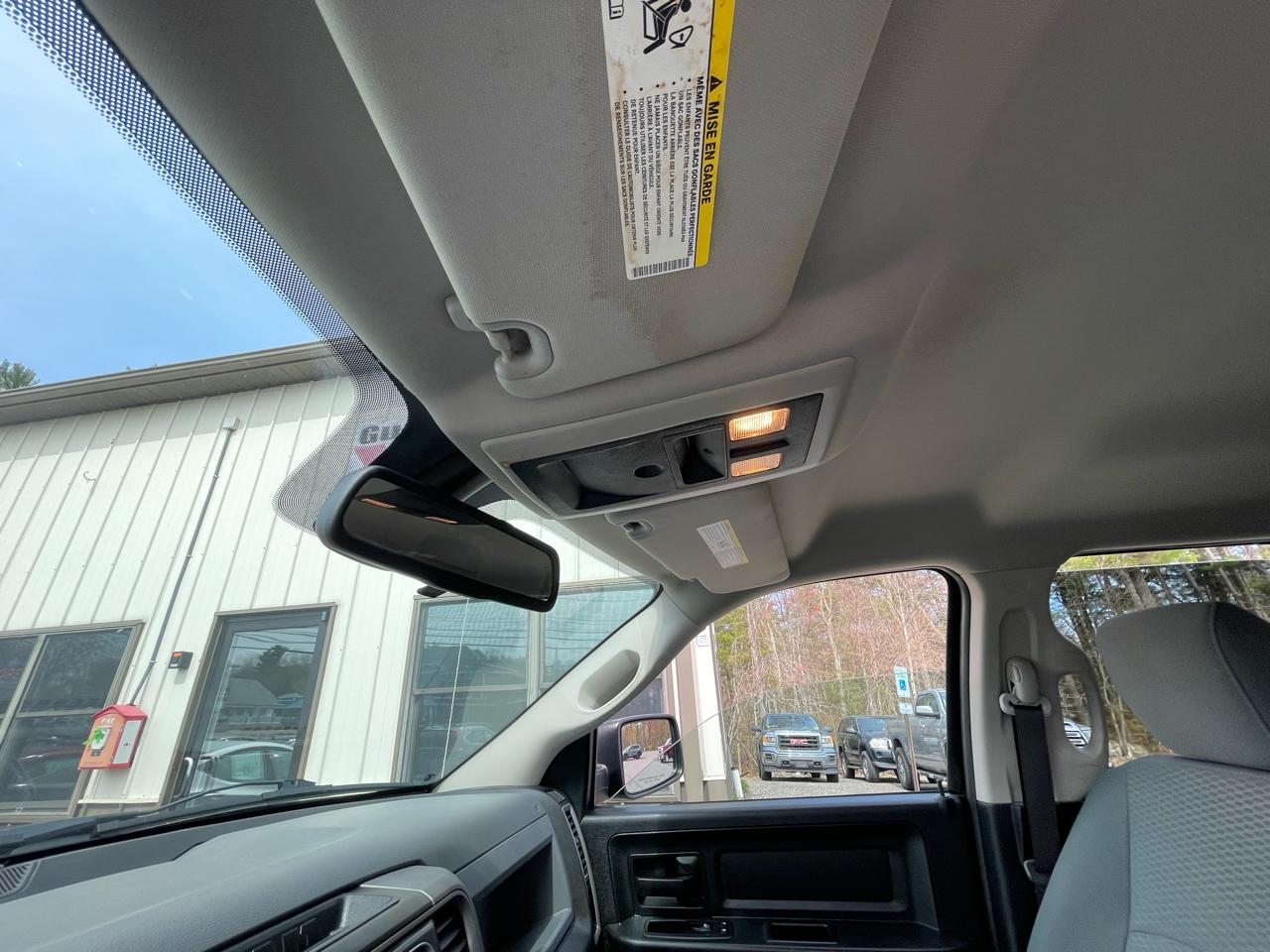 RAM 1500 4WD Quad Cab 140.5" Express 2014