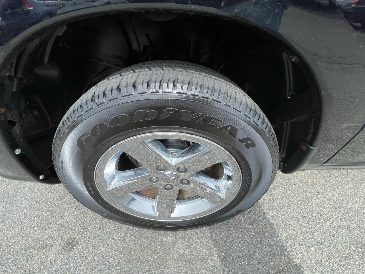 RAM 1500 4WD Quad Cab 140.5" Express 2014