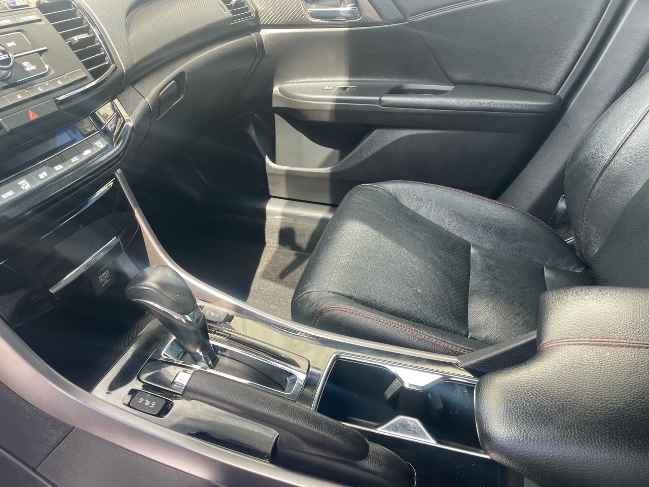 Honda Accord Sedan Sport SE CVT 2017