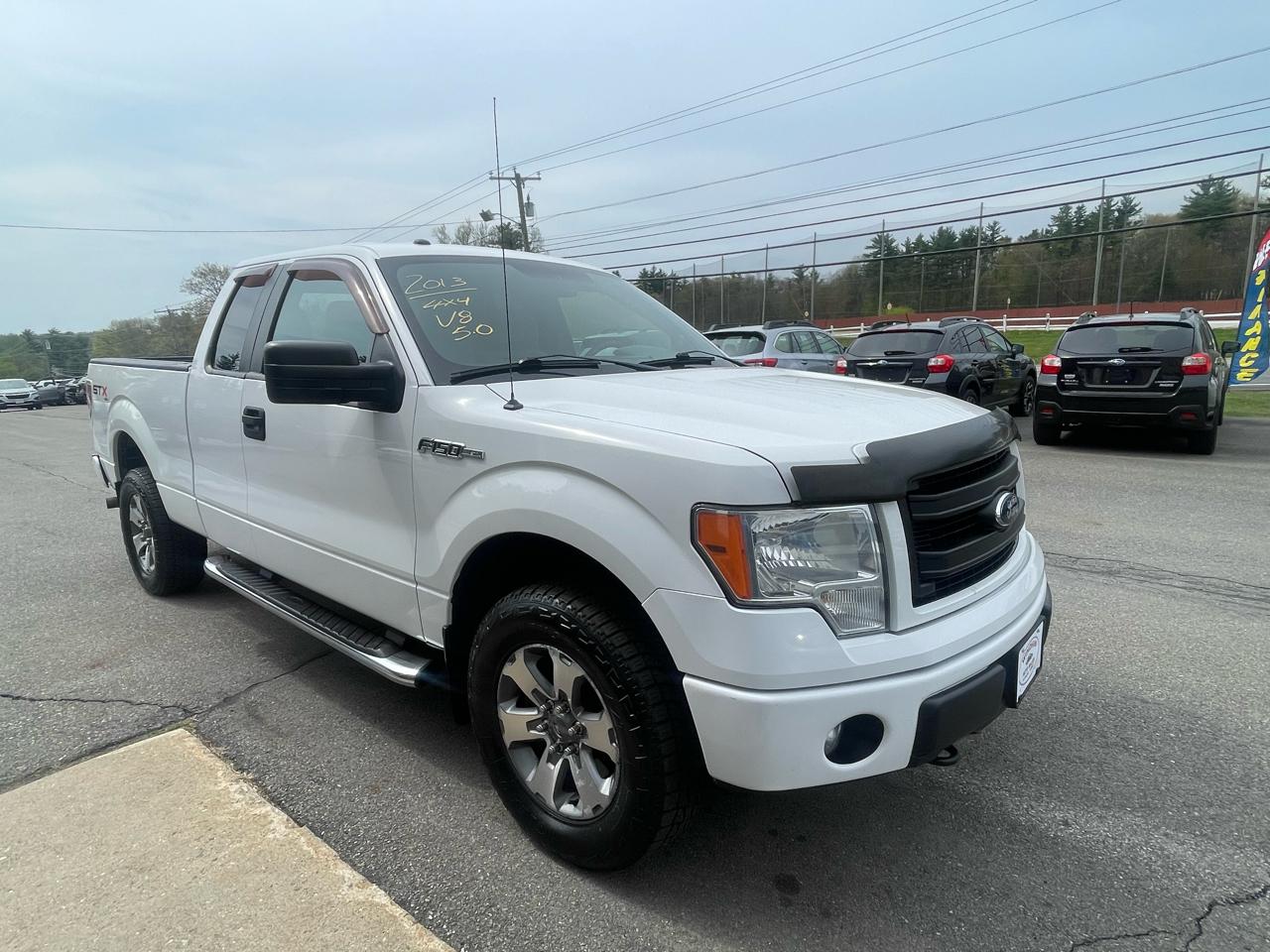 Ford F-150 4WD SuperCab 145" XL 2013