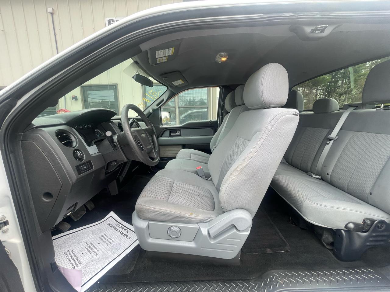 Ford F-150 4WD SuperCab 145" XL 2013