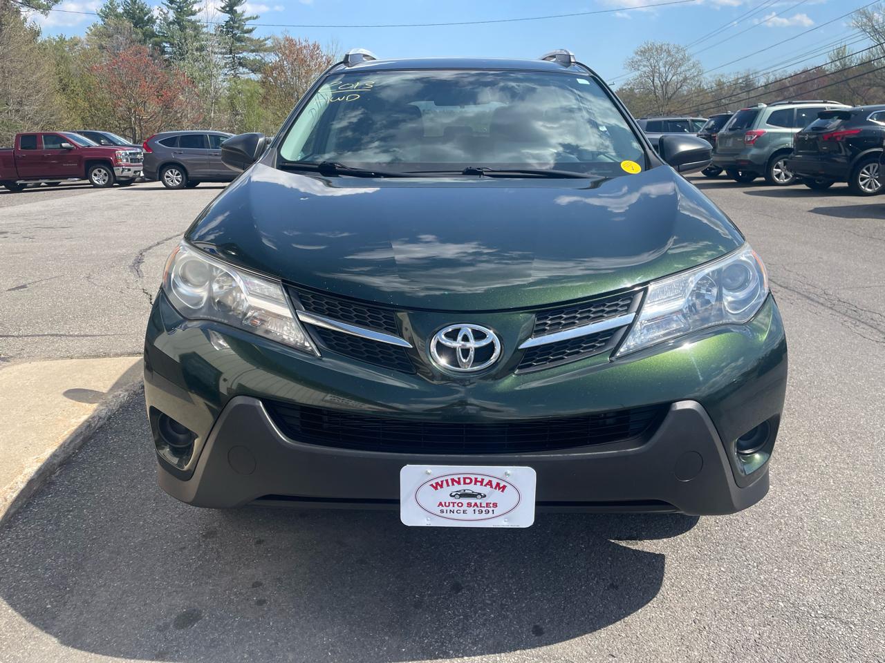 Toyota RAV4 AWD 4dr LE (Natl) 2013