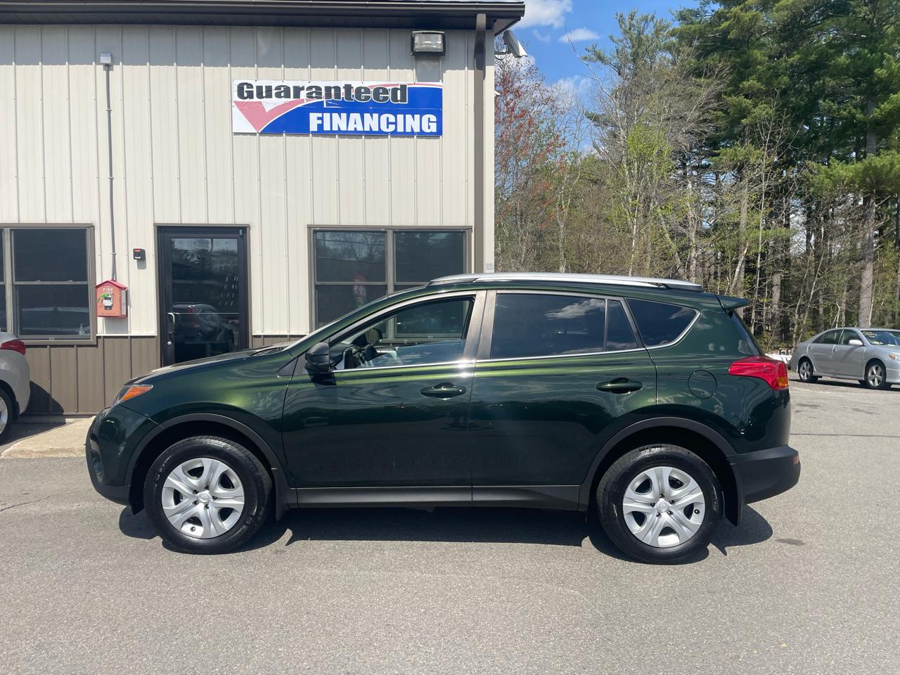 Toyota RAV4 AWD 4dr LE (Natl) 2013