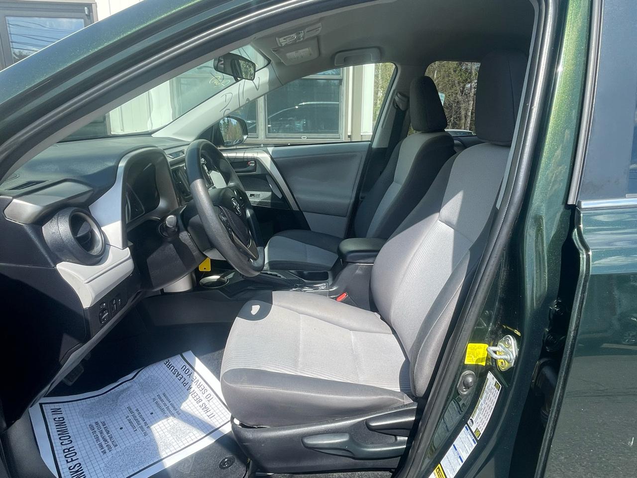Toyota RAV4 AWD 4dr LE (Natl) 2013