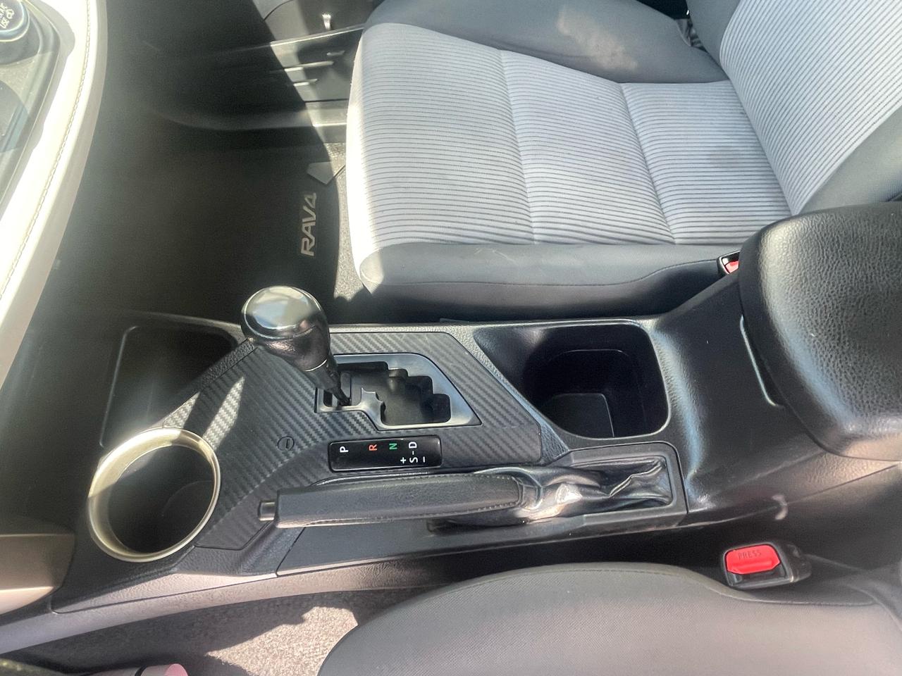 Toyota RAV4 AWD 4dr LE (Natl) 2013