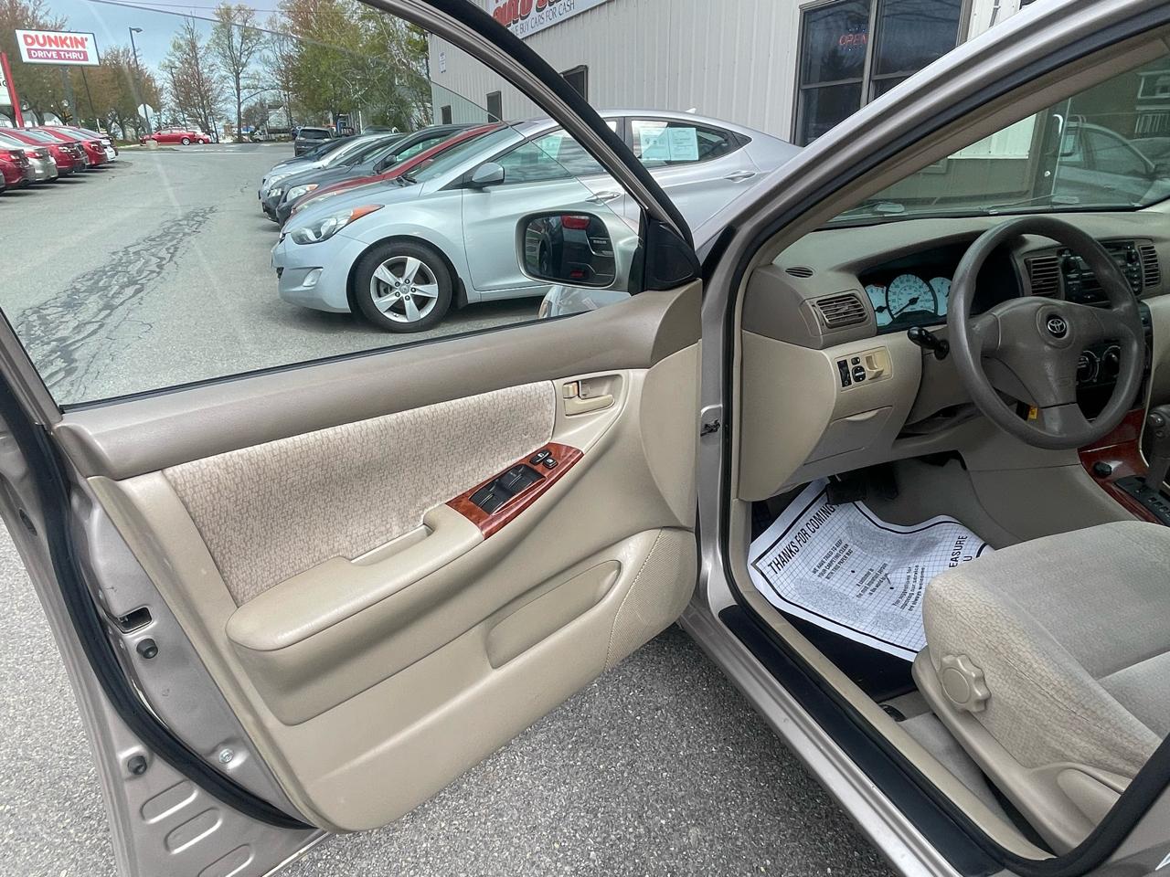 Toyota Corolla 4dr Sdn CE Auto (Natl) 2003