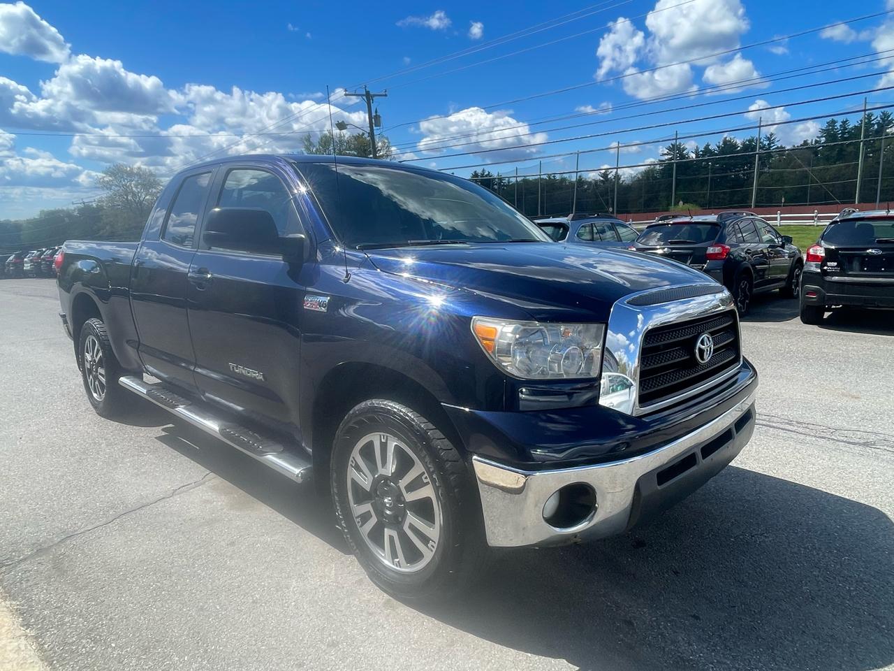 Toyota Tundra 4WD Truck Dbl 5.7L V8 6-Spd AT (Natl) 2008