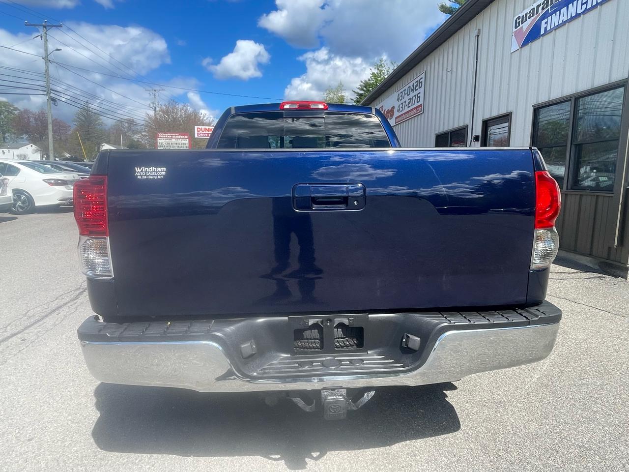 Toyota Tundra 4WD Truck Dbl 5.7L V8 6-Spd AT (Natl) 2008