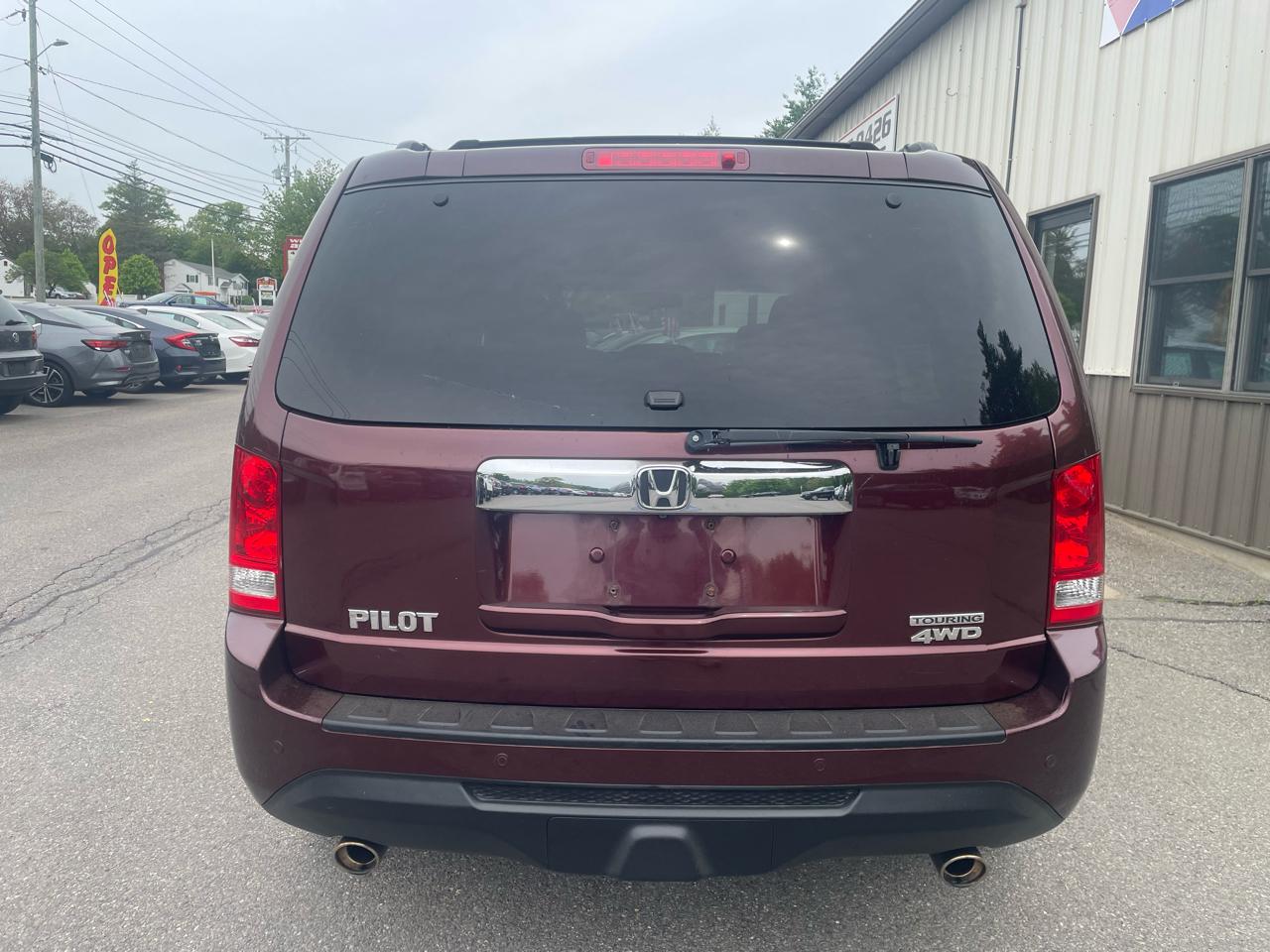Honda Pilot 4WD 4dr Touring w/RES & Navi 2012