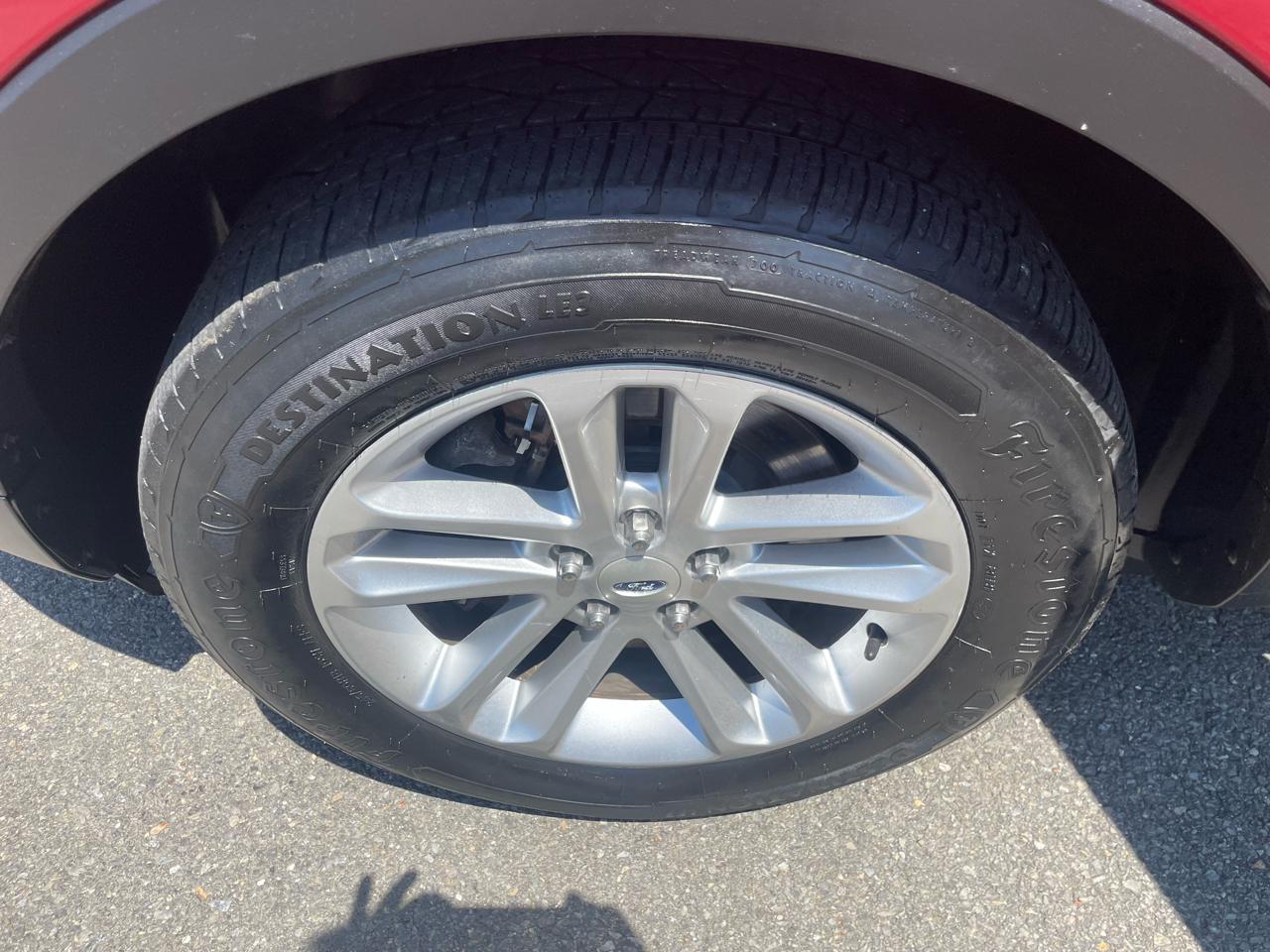 Ford Explorer 4WD 4dr XLT 2013