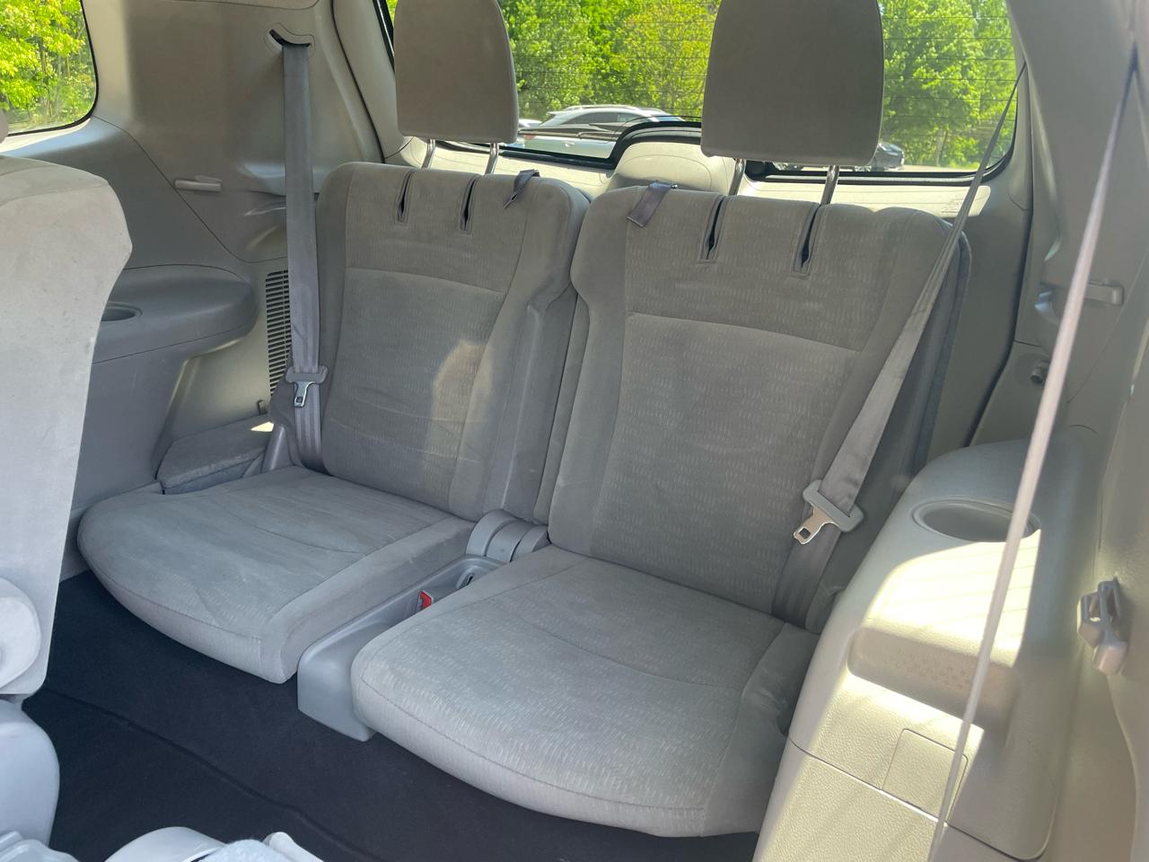 Toyota Highlander 4WD 4dr V6 Base (Natl) 2011