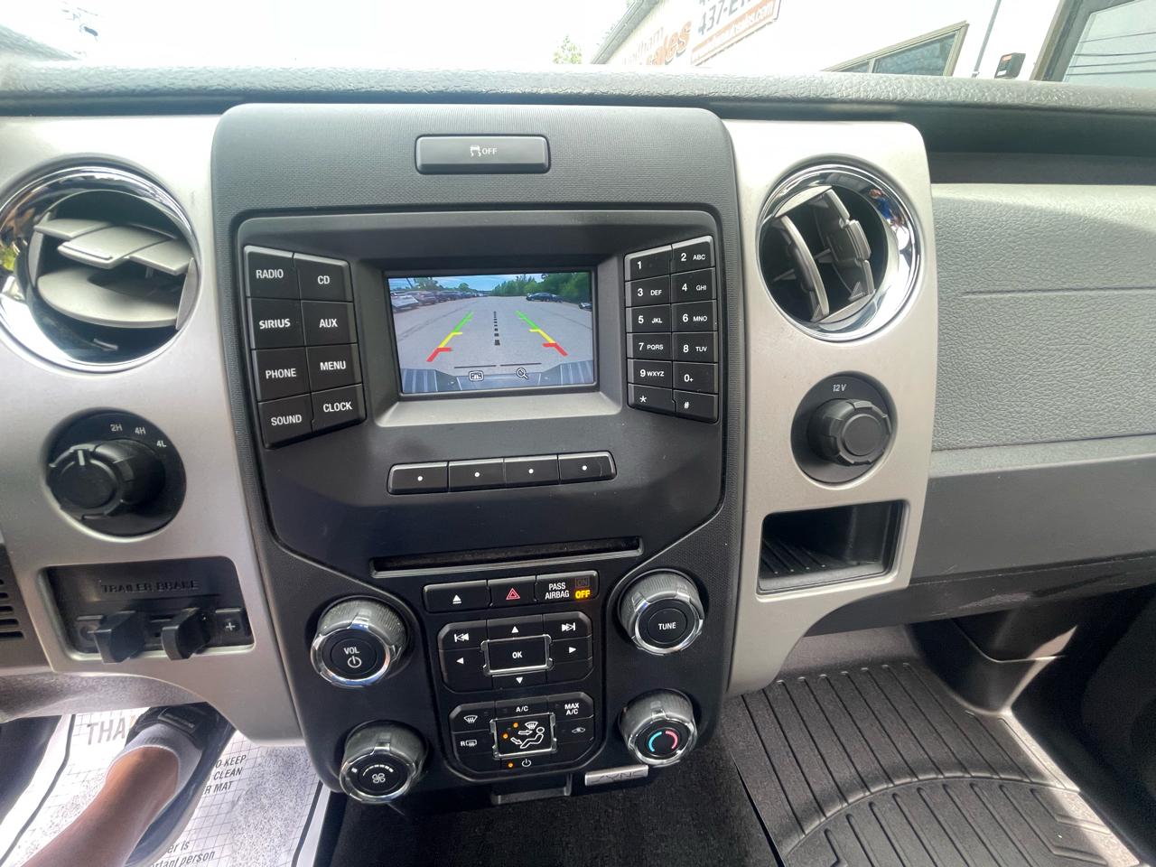Ford F-150 4WD SuperCrew 145" XLT 2014