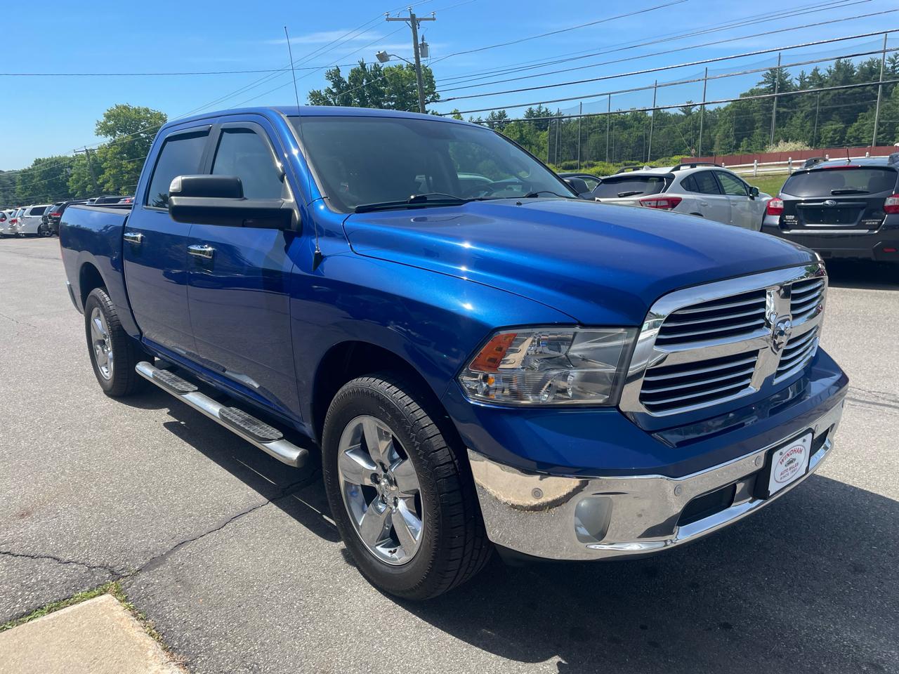 RAM 1500 4WD Crew Cab 140.5" Big Horn 2016