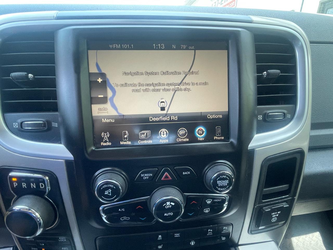 RAM 1500 4WD Crew Cab 140.5" Big Horn 2016