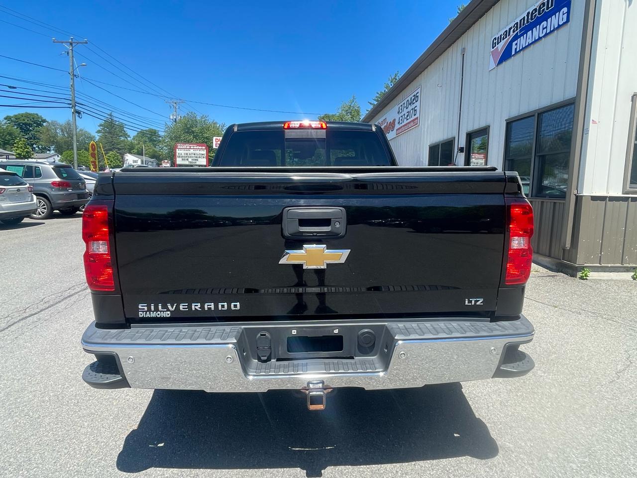 Chevrolet Silverado 1500 4WD Double Cab 143.5" LTZ w/2LZ 2015