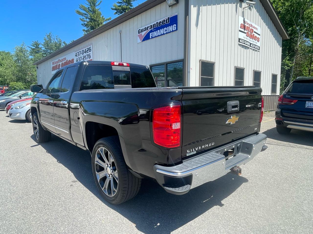 Chevrolet Silverado 1500 4WD Double Cab 143.5" LTZ w/2LZ 2015