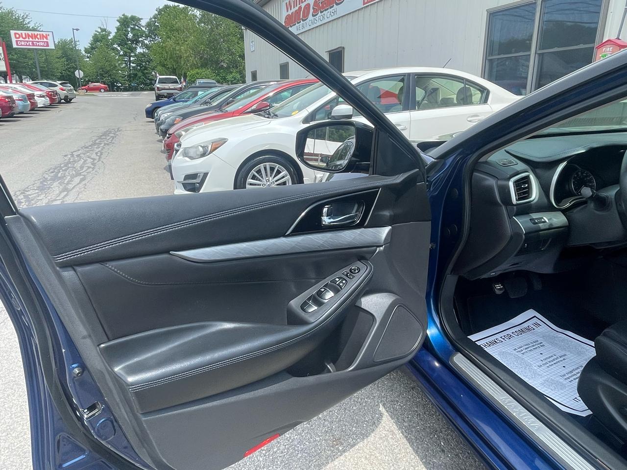 Nissan Maxima 4dr Sdn 3.5 S 2016