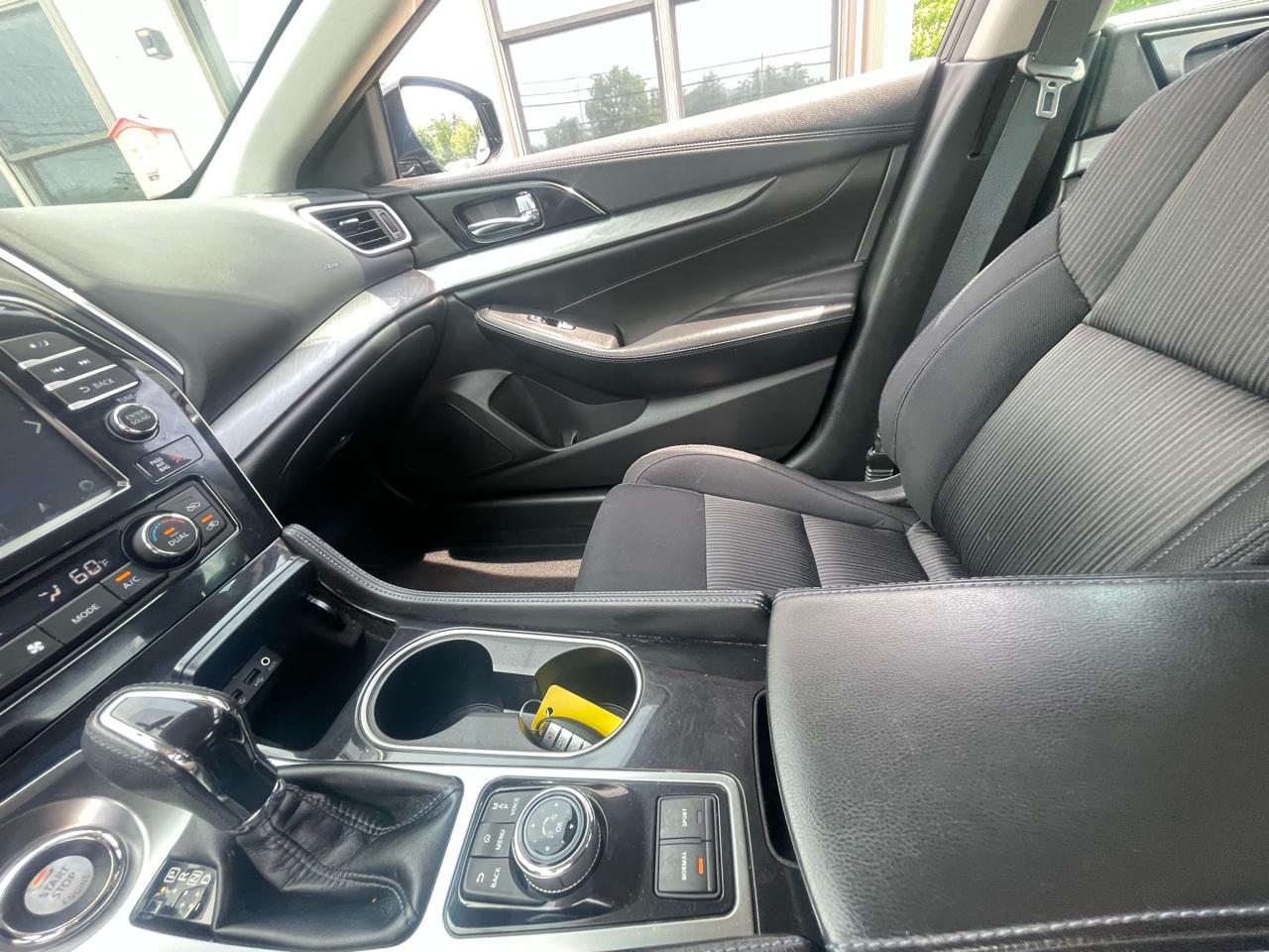 Nissan Maxima 4dr Sdn 3.5 S 2016