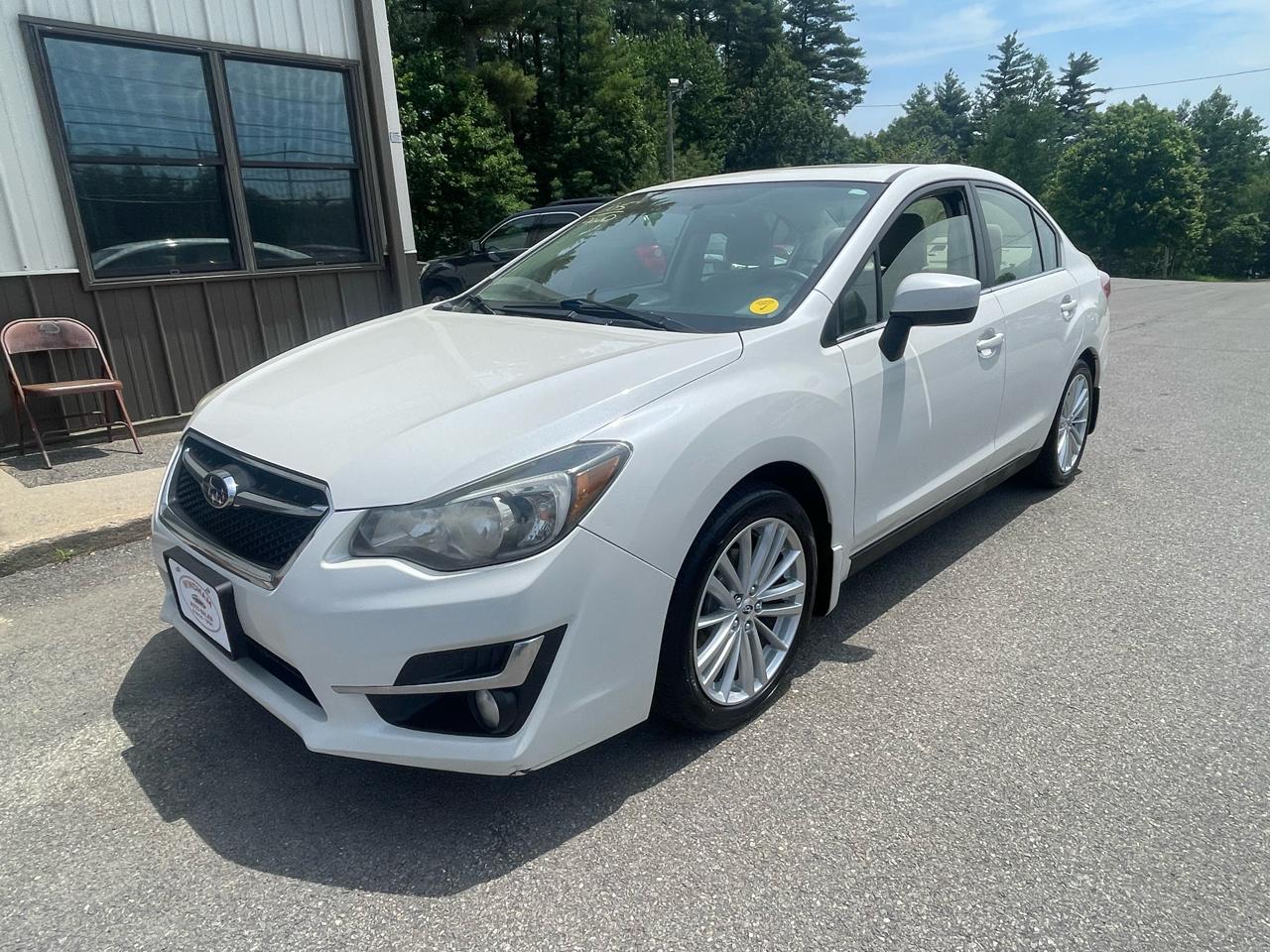 Subaru Impreza Sedan 4dr CVT 2.0i Premium 2015