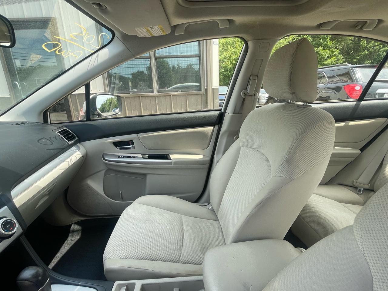 Subaru Impreza Sedan 4dr CVT 2.0i Premium 2015